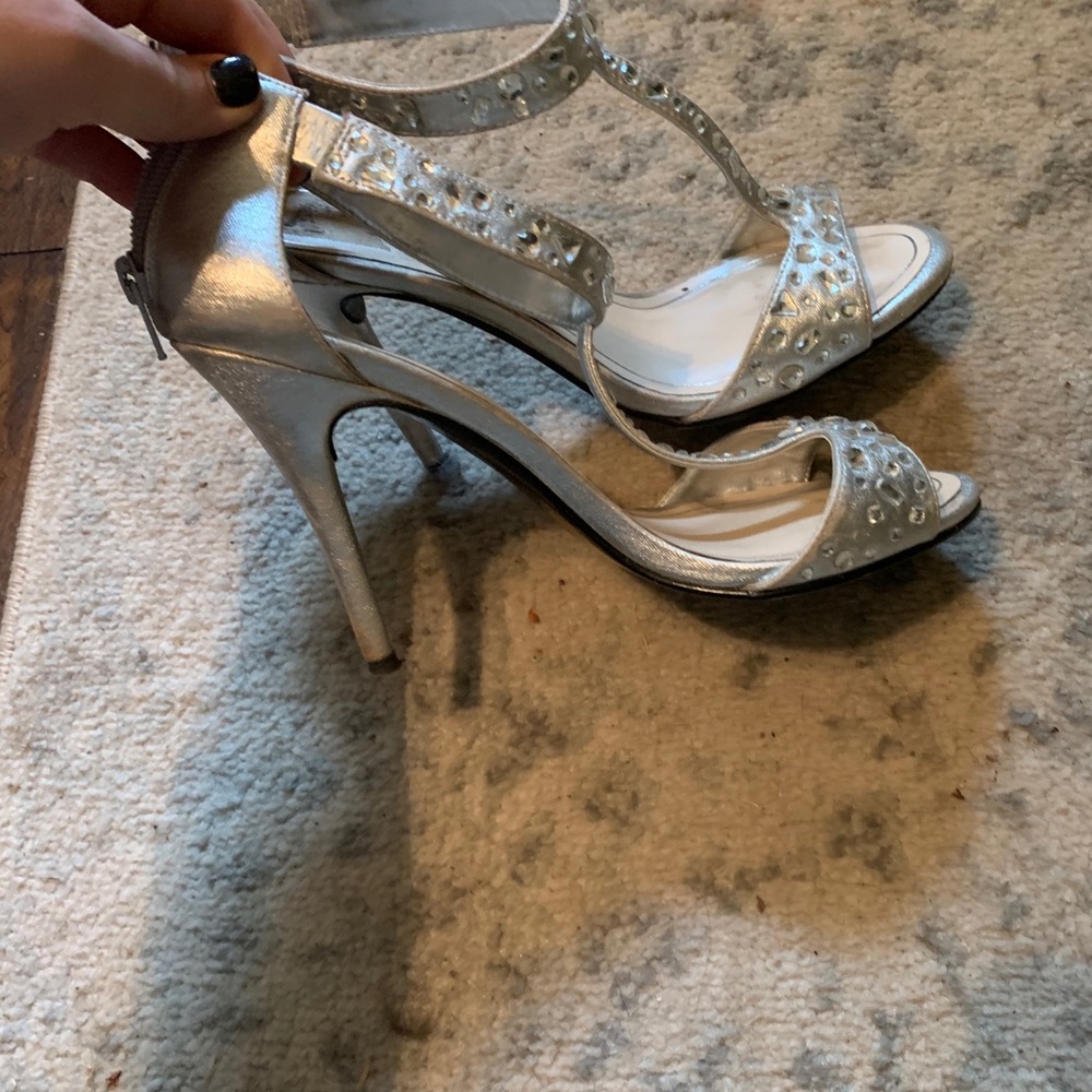 Heels - Picture 2 of 2